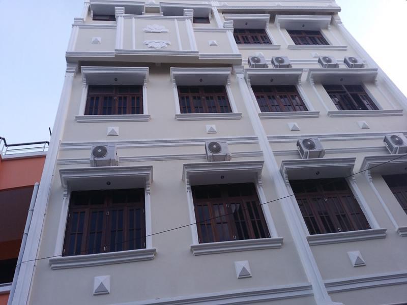 Legenda Beril Hostel Macáçar Exterior foto